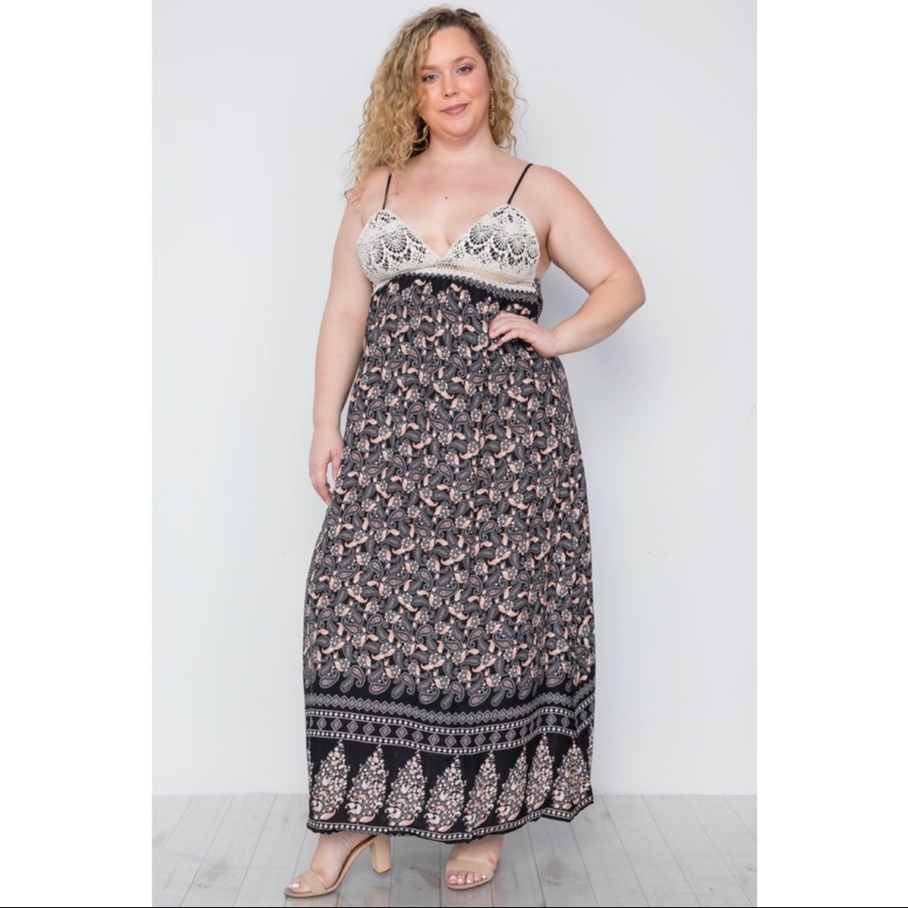 Ganji Paisley Crochet Spaghetti Strap Maxi Dress in Black/Cream Boutique NWT
